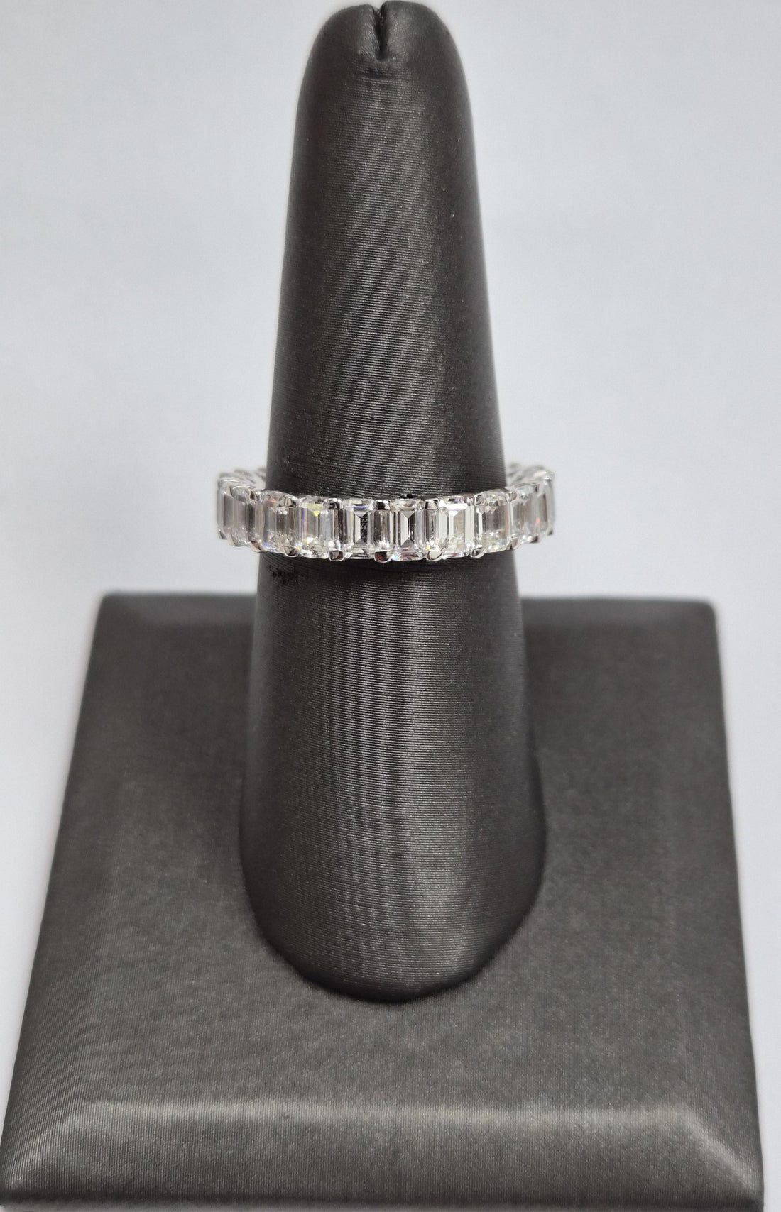 Lab Grown Diamond Eternity Ring D-E VS1-VS2 18K White Gold 5.36ct t/w Size 6