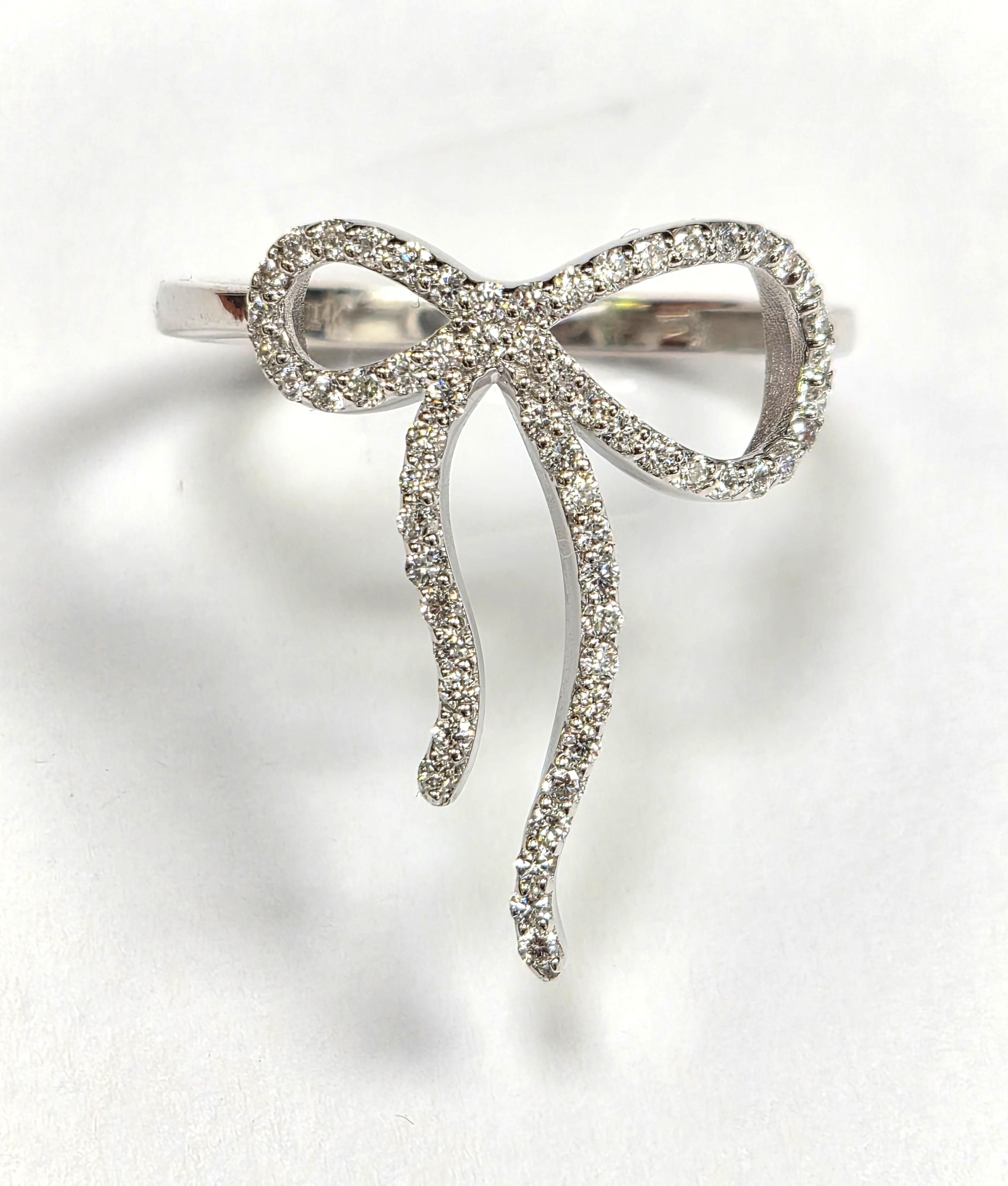 Bow Ring 0.45cts diamond 14K white gold Ring