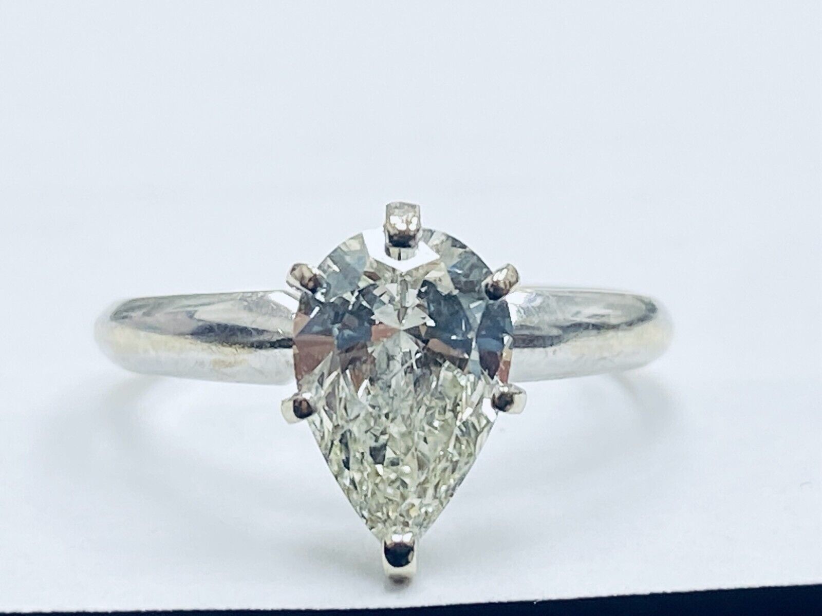 14K Gold 1.30 ct Pear Shape Diamond Solitaire Engagement Ring J vs2