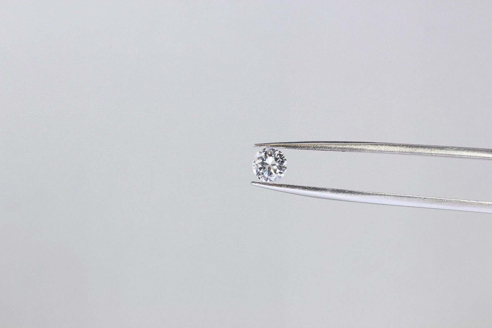 14K Gold 0.51 ct Round Cut Diamond Solitaire Engagement Ring F VS2