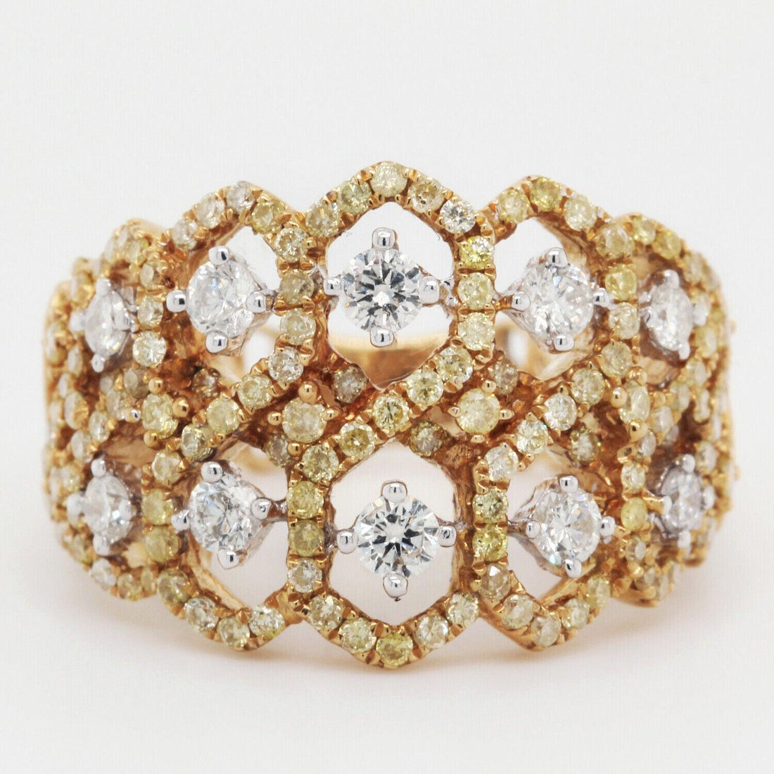 18k Yellow Gold Ring with Yellow & White Diamonds 0.82ct Size 6.25