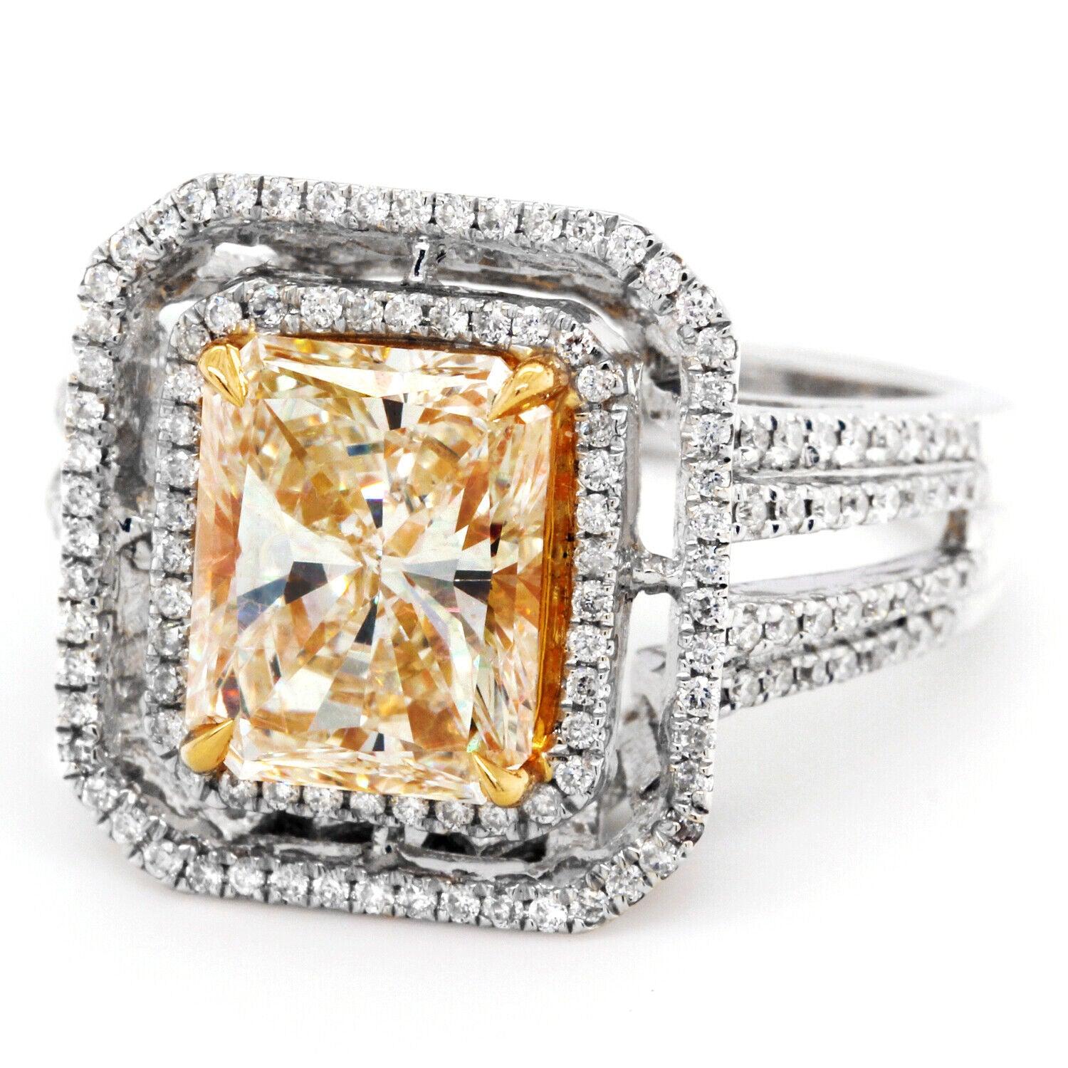 Natural 3.65ct Fancy Yellow Diamond Halo ring Radiant Cut Diamond Engagement