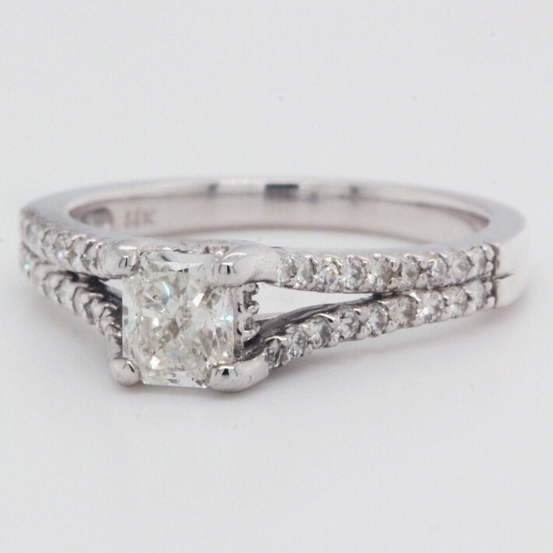 Radiant Cut 0.71 Carat Diamond Engagement Ring 14K Gold Size 6.5