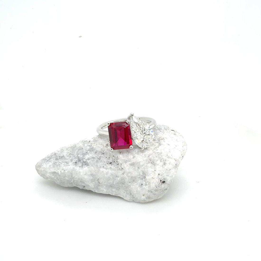 4ctw Lab-Grown 14k white gold ruby & diamond toi fashion ring