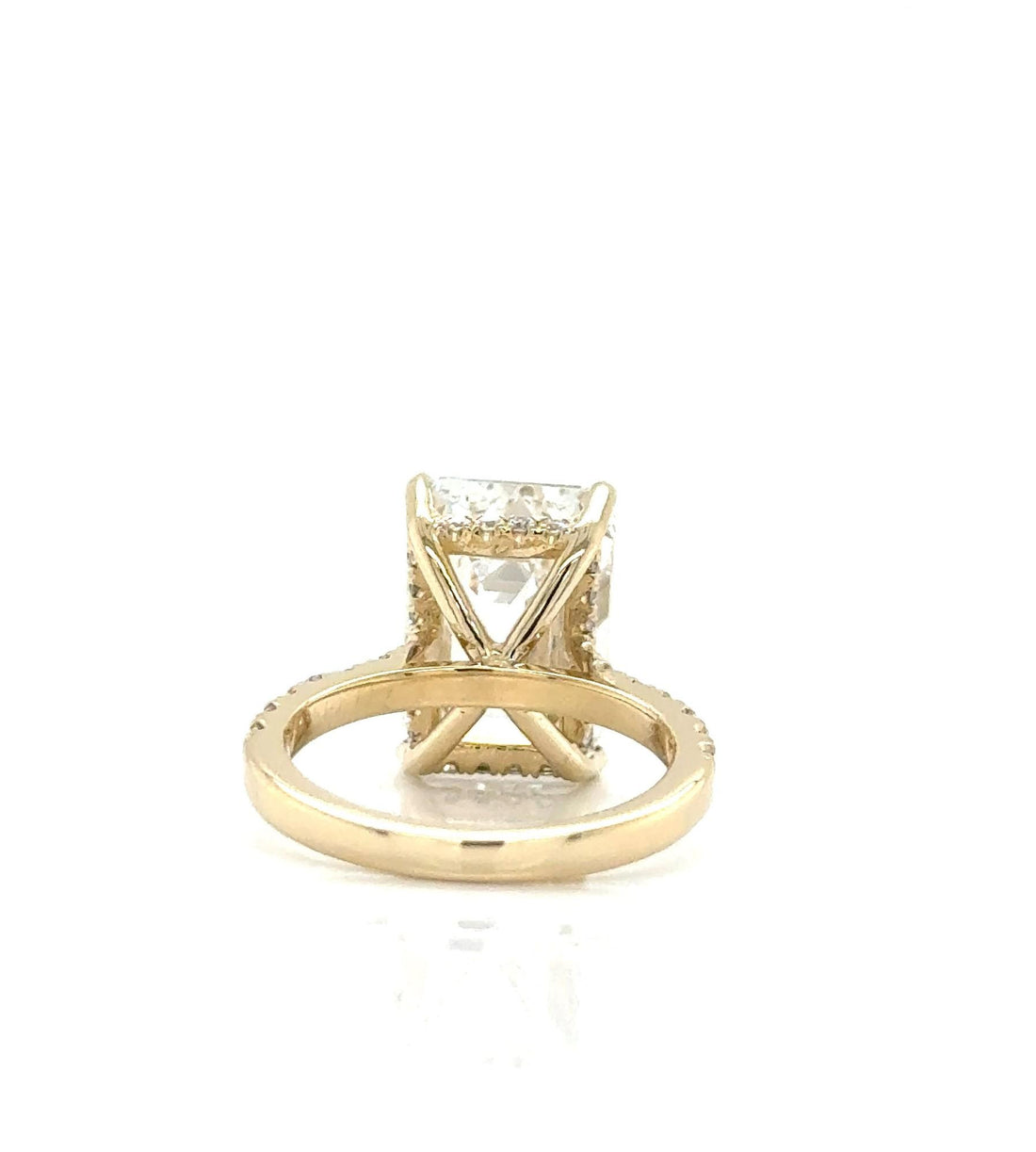 Lab-Grown 9.01ct E VS1 Emerald-Cut Diamond Ring in 14k Yellow Gold